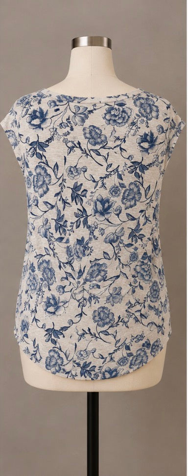 Womens Cynthia Rowley Linen Cap Sleeve Floral Tee Shirt White Blue Size Medium 8/10~Great Condition