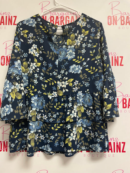 Time and Tru Blue Floral Women’s Blouse M 8/10~Excellent Condition