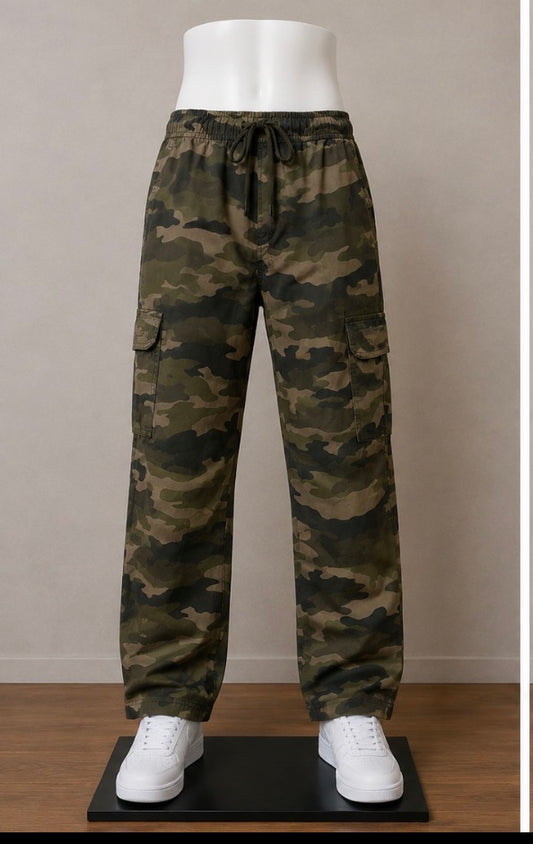 The Children’s Place Boys Camo Cargo Pants– Size 16