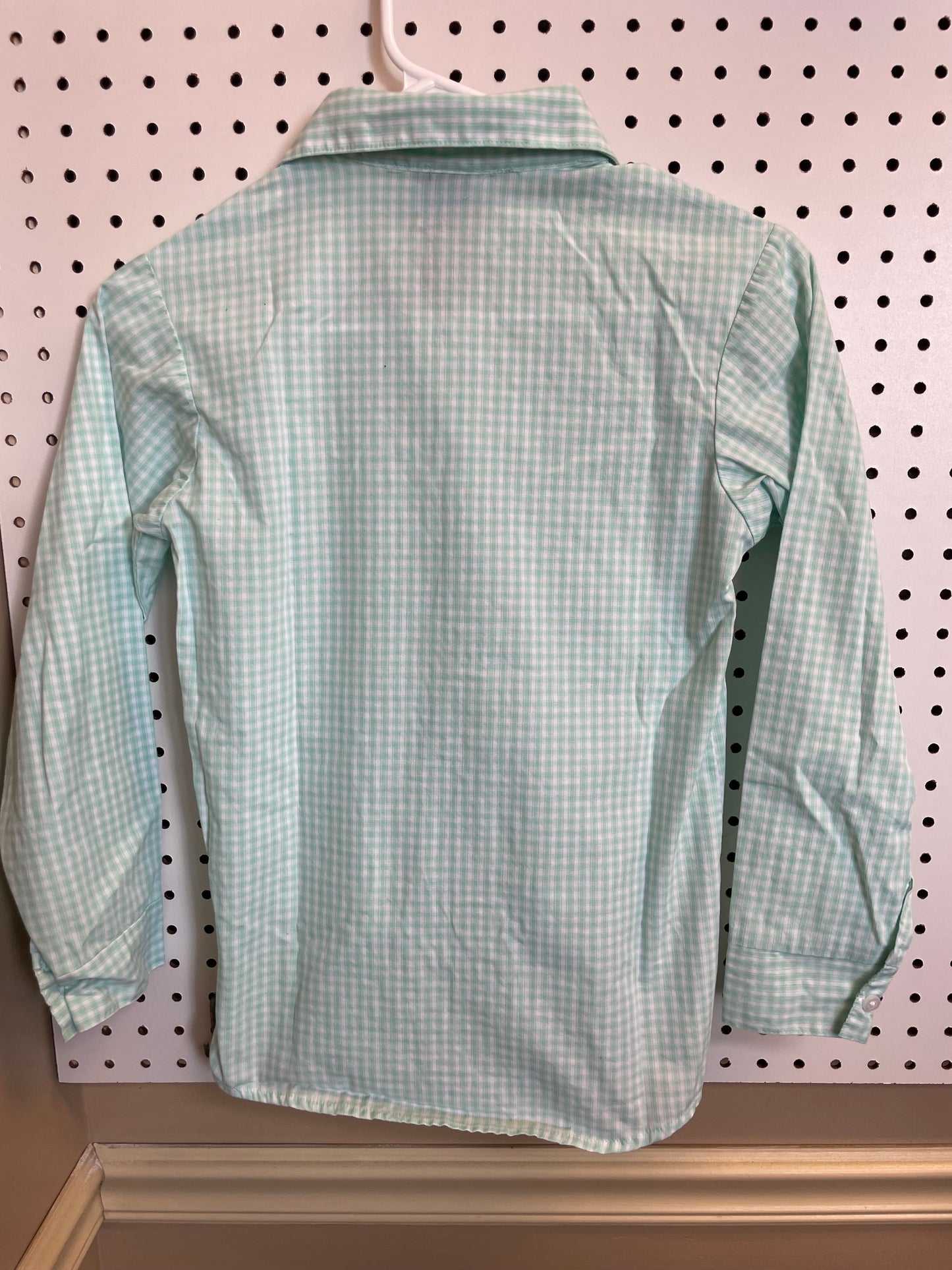 Izod Boys’ Button Down Long Sleeve Top Size 10 Condition- Great