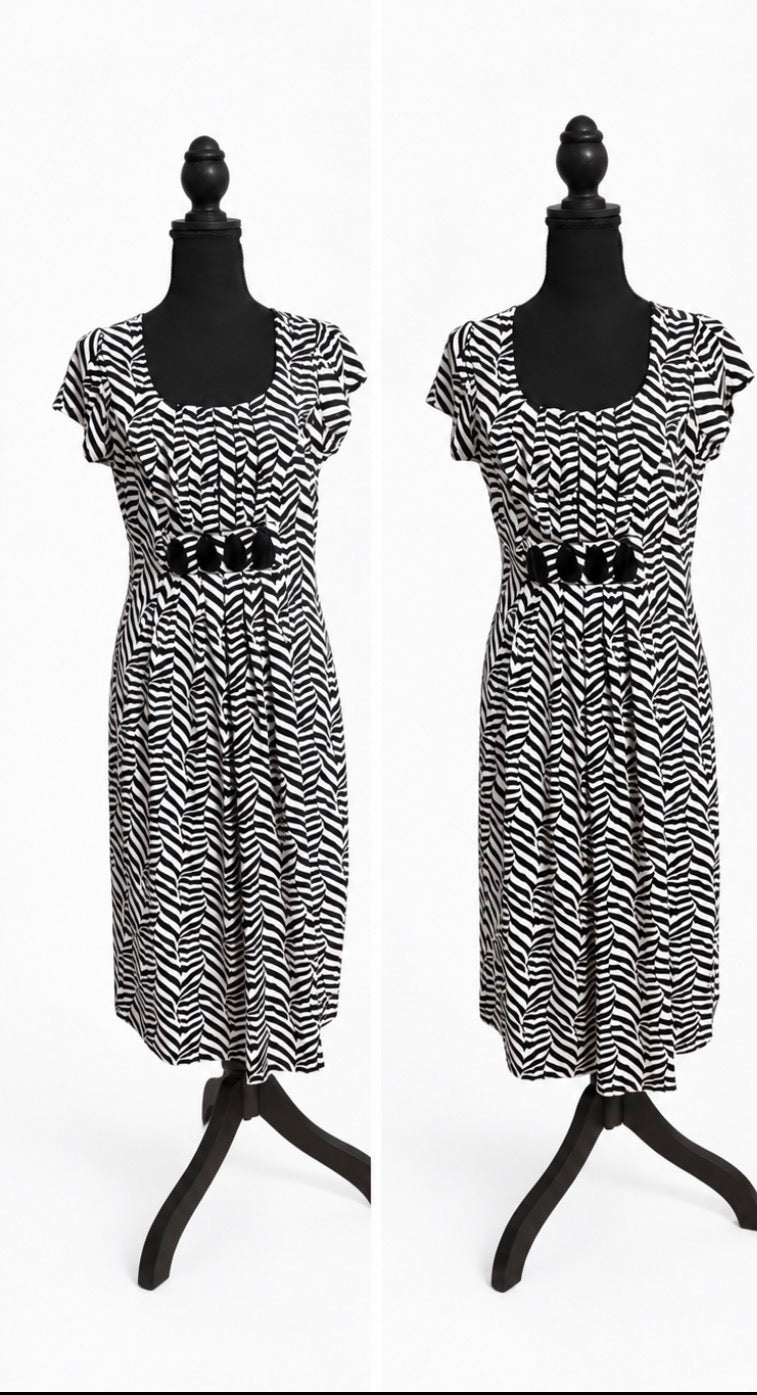 Vior Vior Women’s Black White Zebra Print Cap Sleeve Dress Size 10