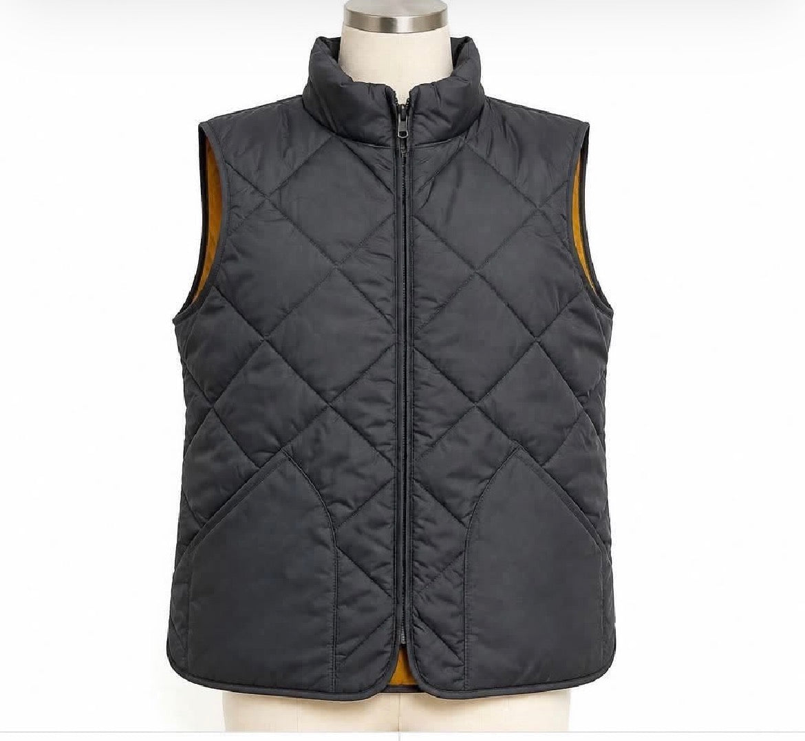 Classic Club Boys Size 14/16 Black Diamond Quilted Zip Vest