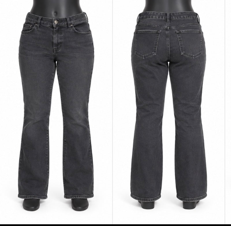 Old Navy The Flirt Women’s Black Bootcut Jeans Size 14 Short