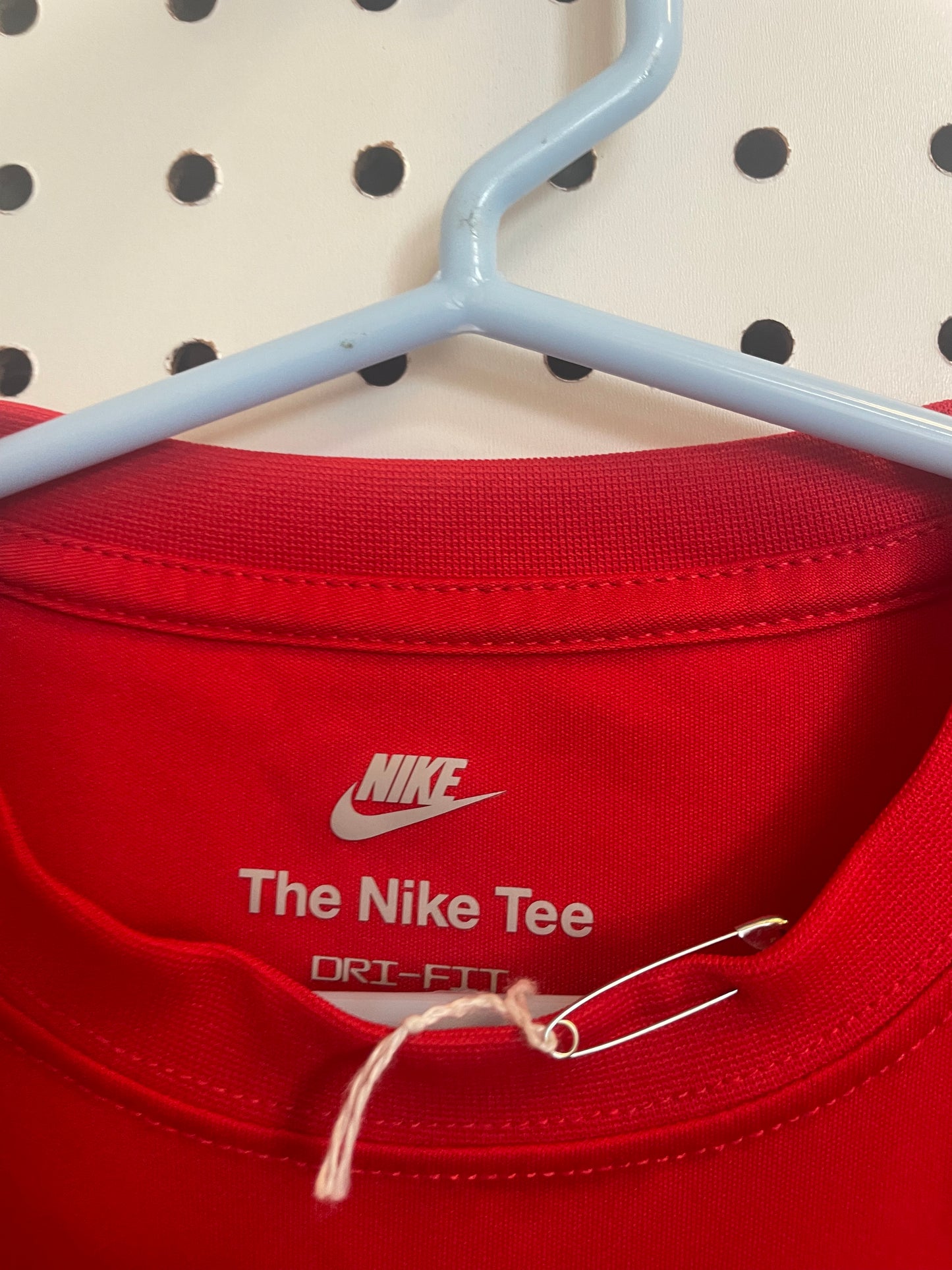 Red & Black Nike Splinter T-shirts in Boys Size 5/6