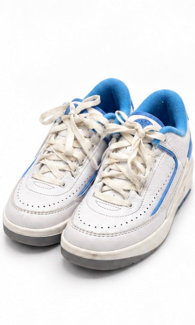 Nike Air Jordan 2 Retro Low UNC Girls Sneakers Size 5Y