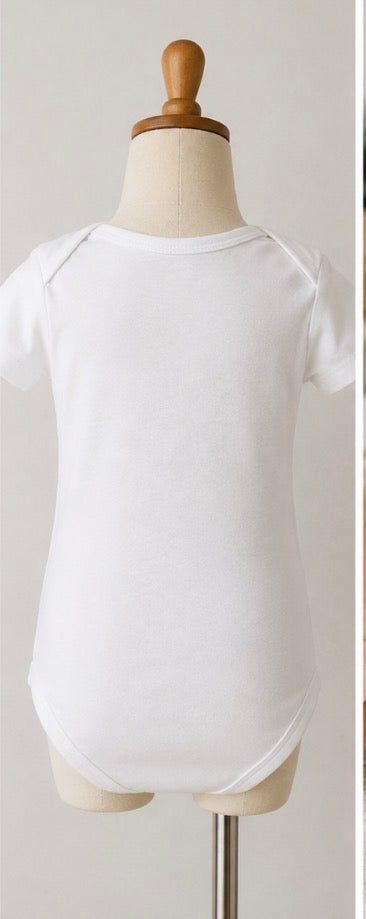 Nike Baby White Short Sleeve Swoosh Bodysuit Onesie Size 12-18mons