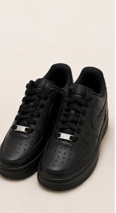 Nike Air Force 1 Low – Triple Black Size: 5.5