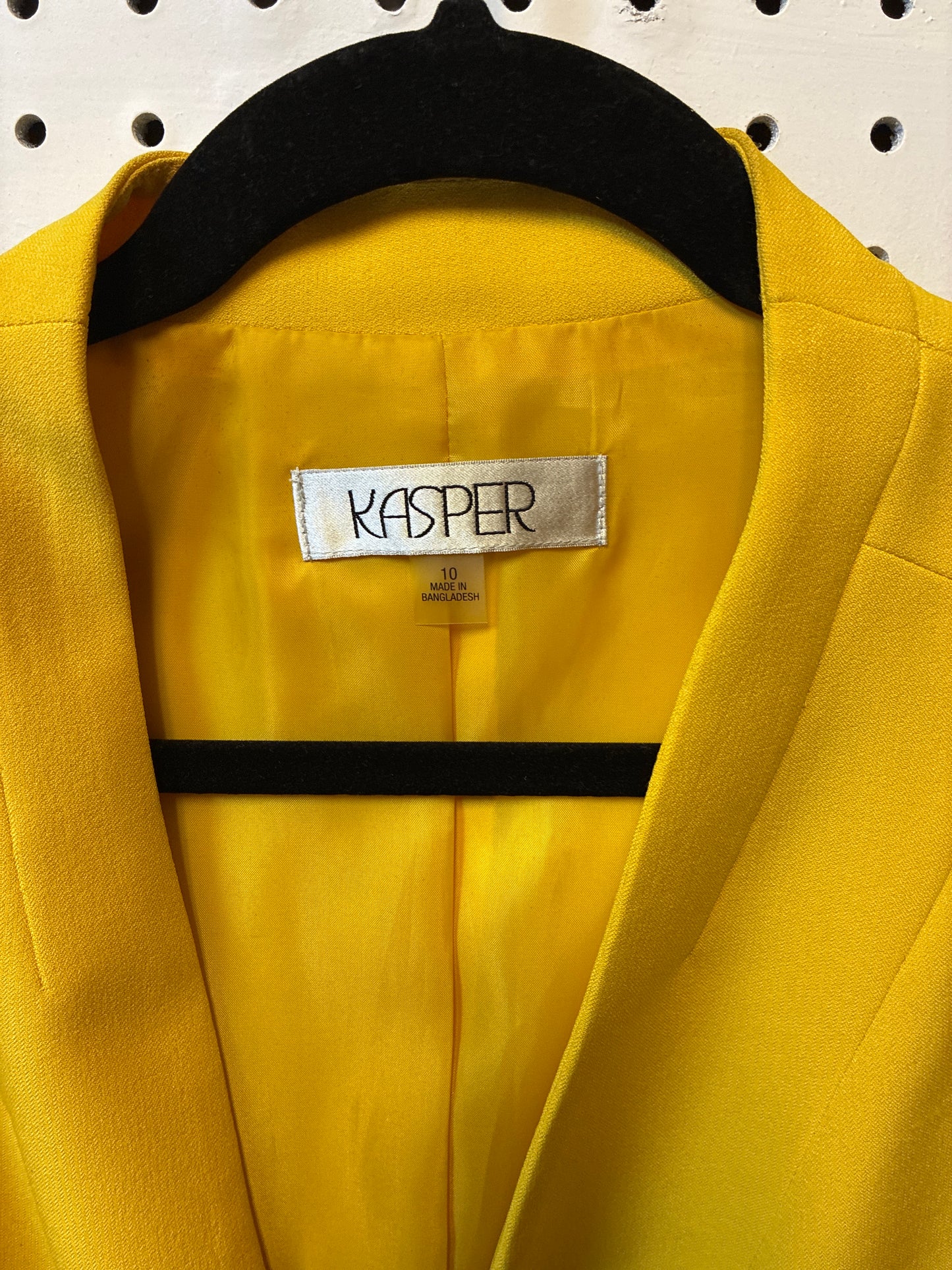 Kasper Golden Yellow Tailored Blazer with Modern Silhouette Size 10
