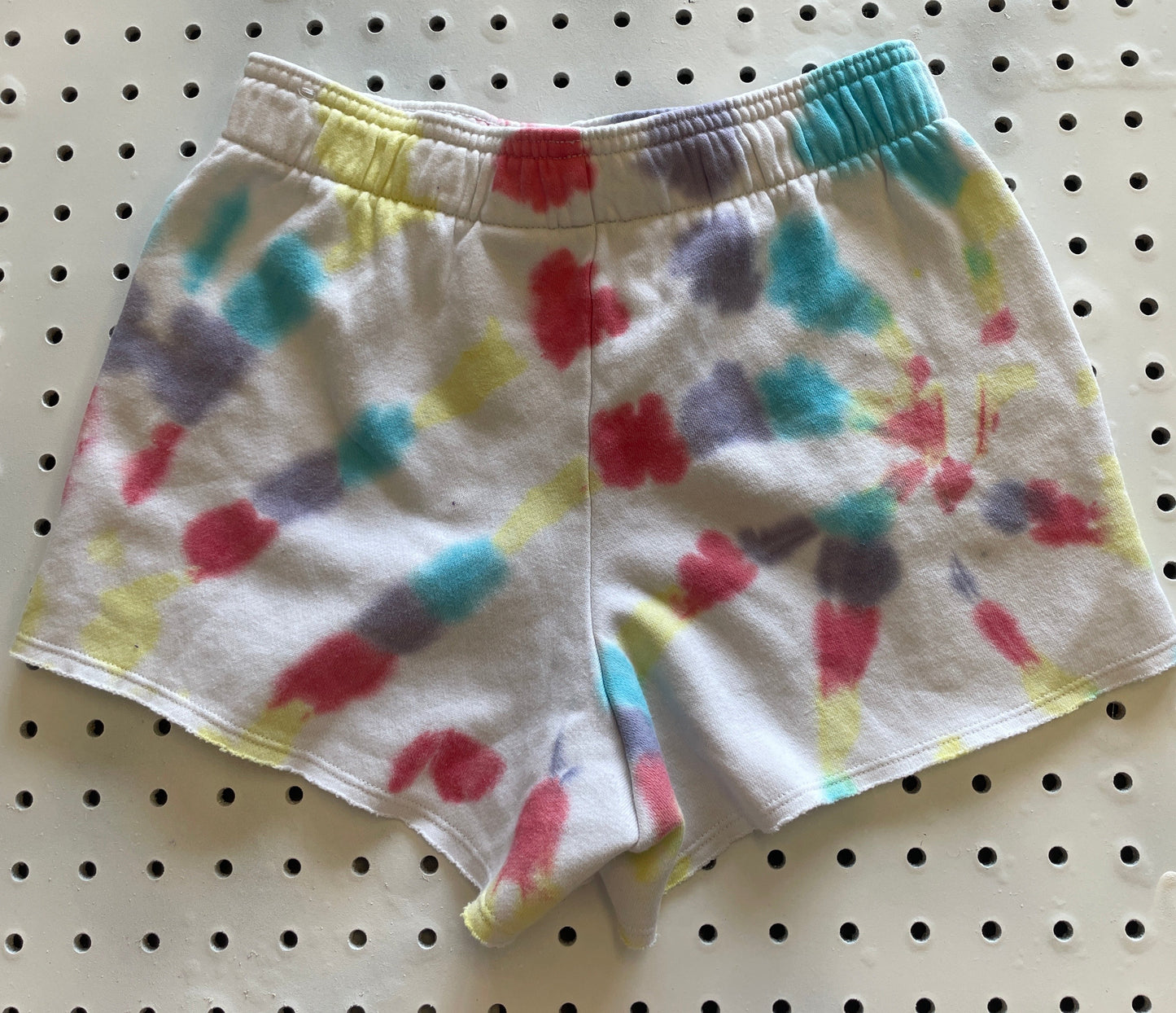 DSG Girls Boyfriend Fleece Shorts | Tie Dye | Medium | Elastic Waistband-Size 8/9