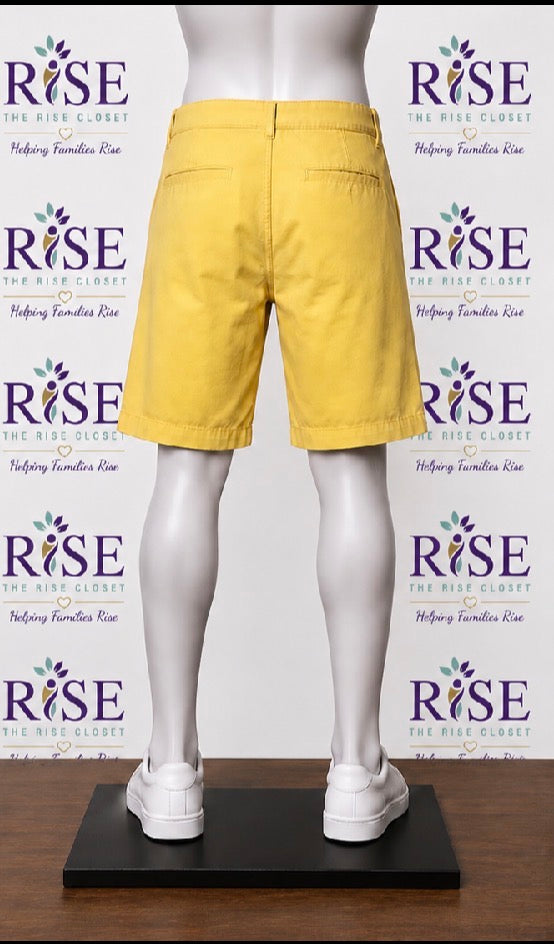 The Children’s Place Boys Yellow Chino Shorts – Size 16