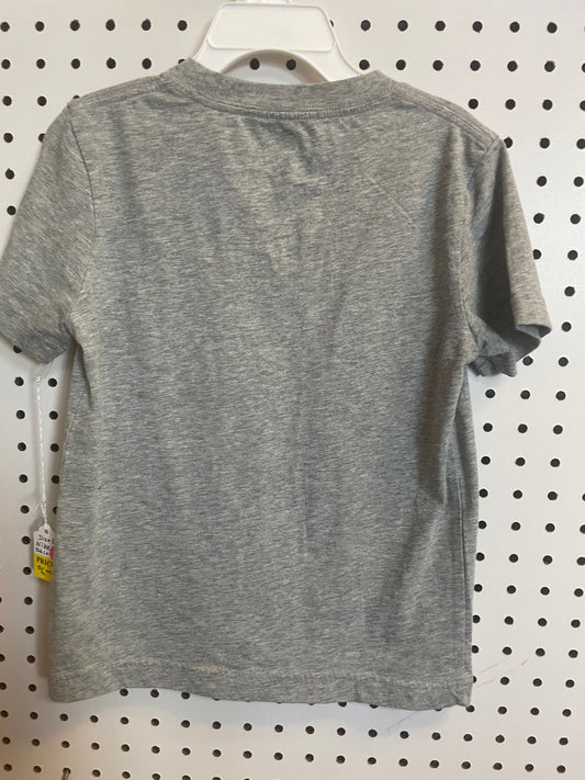 Boys Nike Tee - Size 6- Good Condition