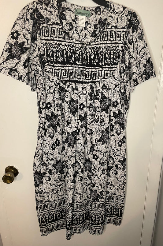 Sara Morgan Black Maxi Dress ~ Women’s Size Medium 8/10~Great Condition