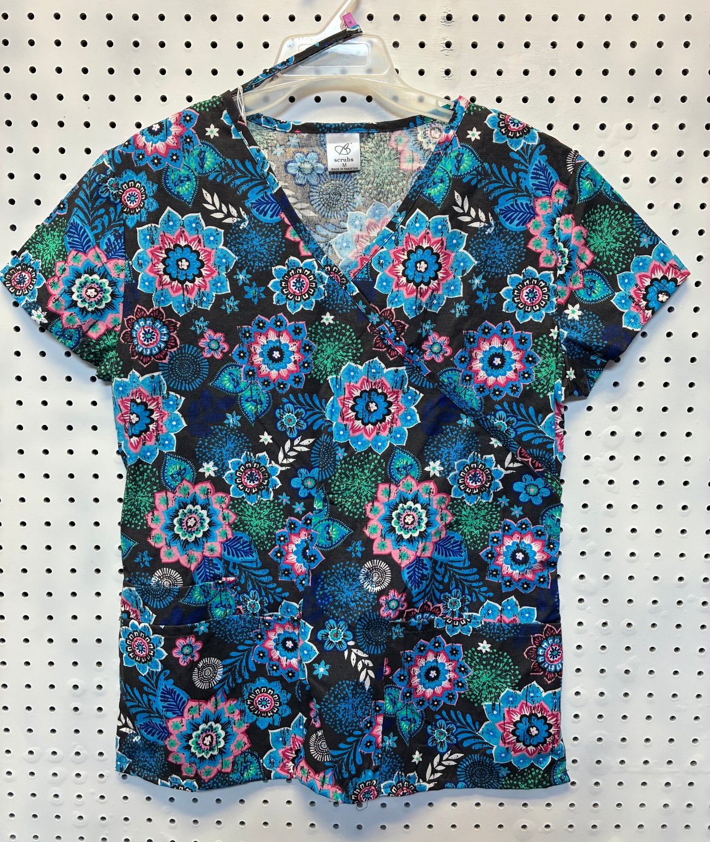 B Scrubs women's V-neck scrub top 8pc Bundle