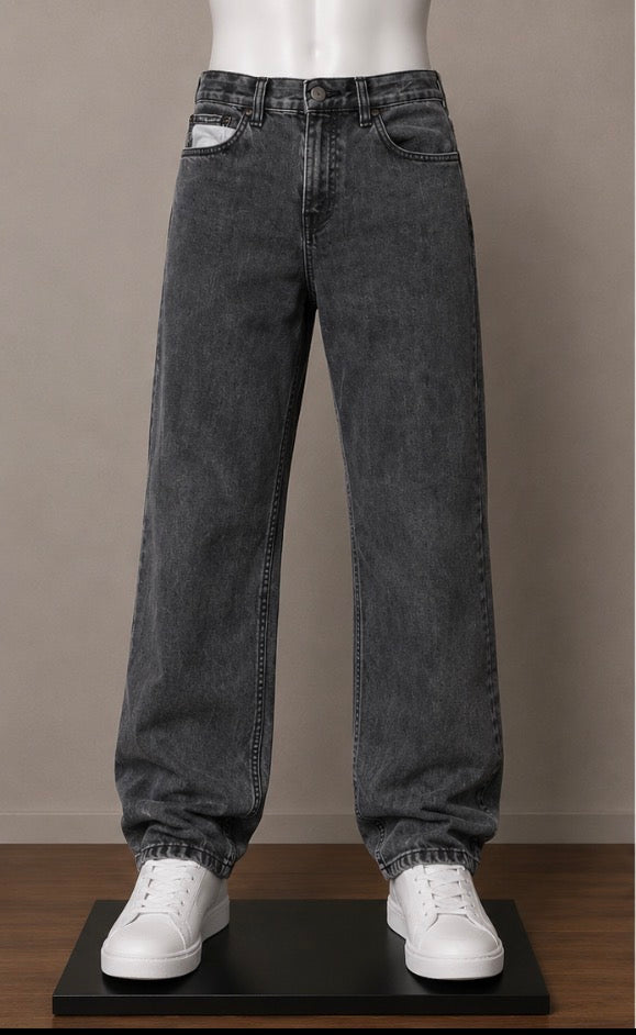 Levi’s Boys Gray/Black Wash Jeans – Size 16 Regular