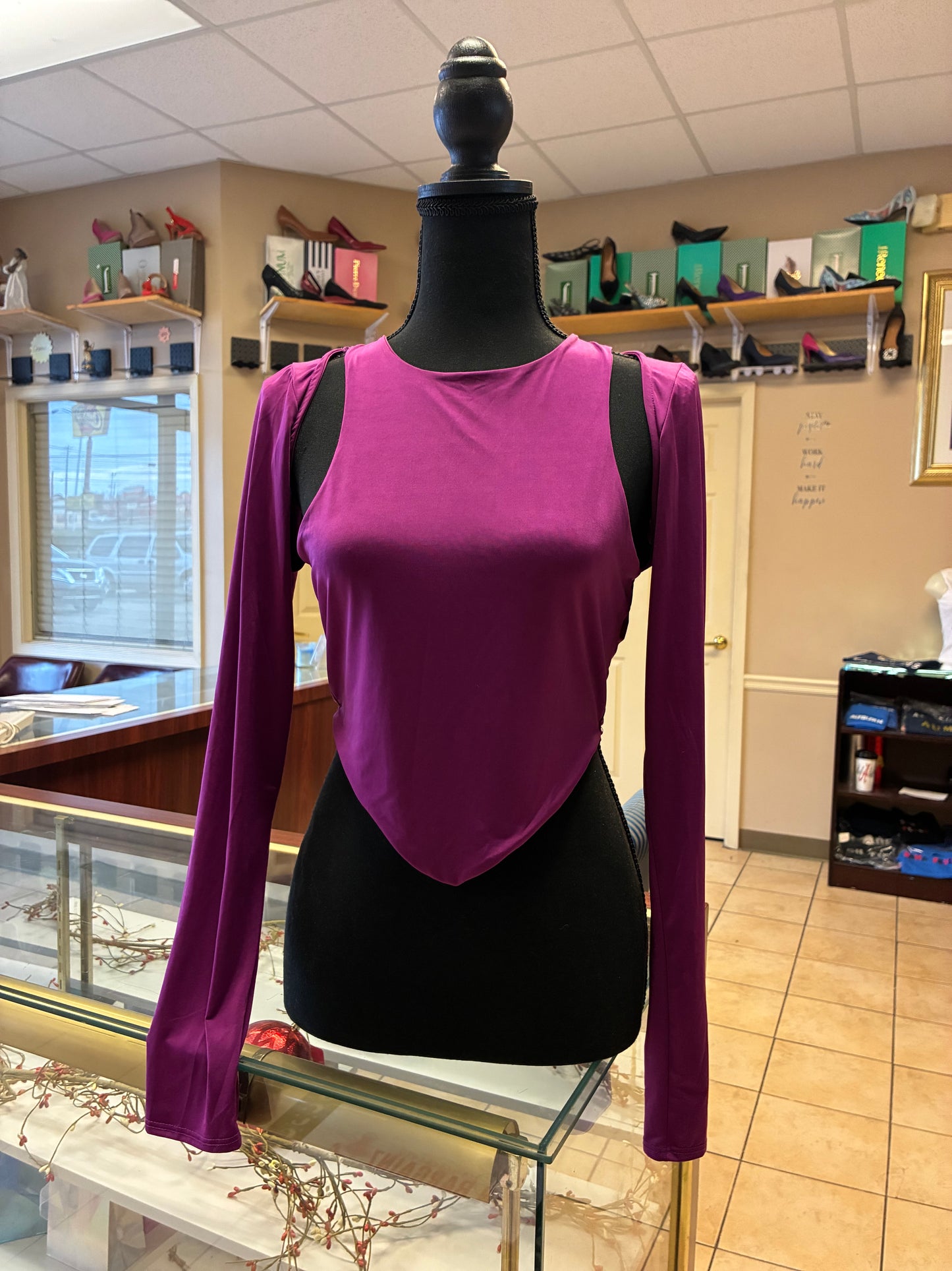 Fashion Nova Magenta long sleeve cut-out top with a handkerchief hem Women Size Large